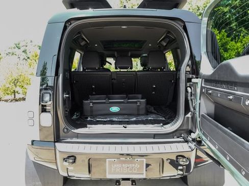 New 2026 Land Rover Defender 110 Trophy Edition AWD/4WD image 58