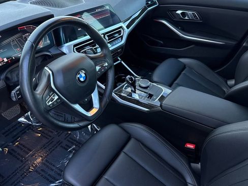 Used 2022 BMW 330i Sedan w/ Premium Package 2 image 9