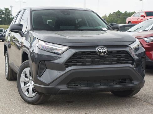 New 2025 Toyota RAV4 LE image 4
