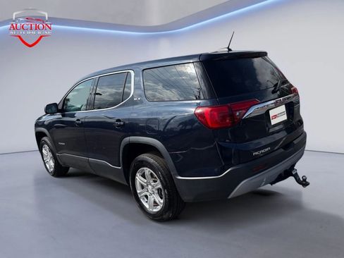 Used 2017 GMC Acadia SLE image 4