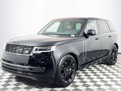 New 2025 Land Rover Range Rover SE