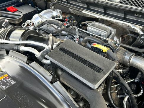 Used 2022 Chevrolet Silverado 3500 High Country w/ Safety Package II AWD/4WD image 29
