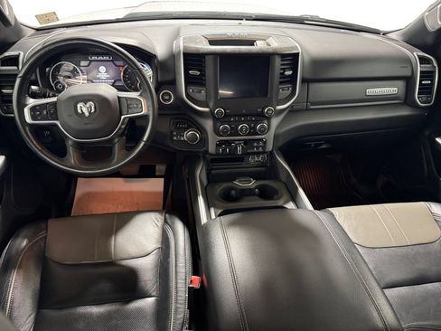 Used 2022 RAM 1500 Big Horn AWD/4WD image 12