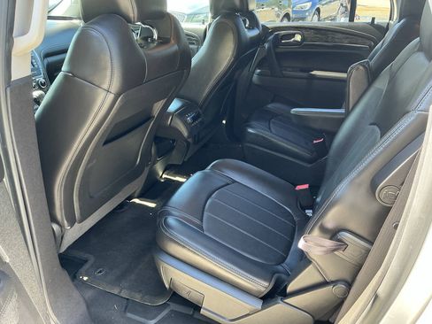 Used 2013 Buick Enclave Leather w/ LPO, Cargo Convenience Pkg FWD image 24