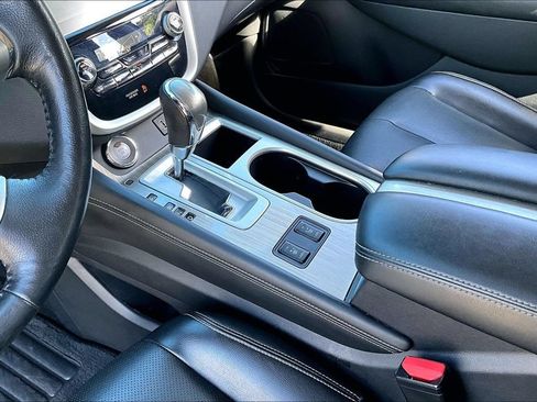 Used 2018 Nissan Murano S AWD/4WD image 18