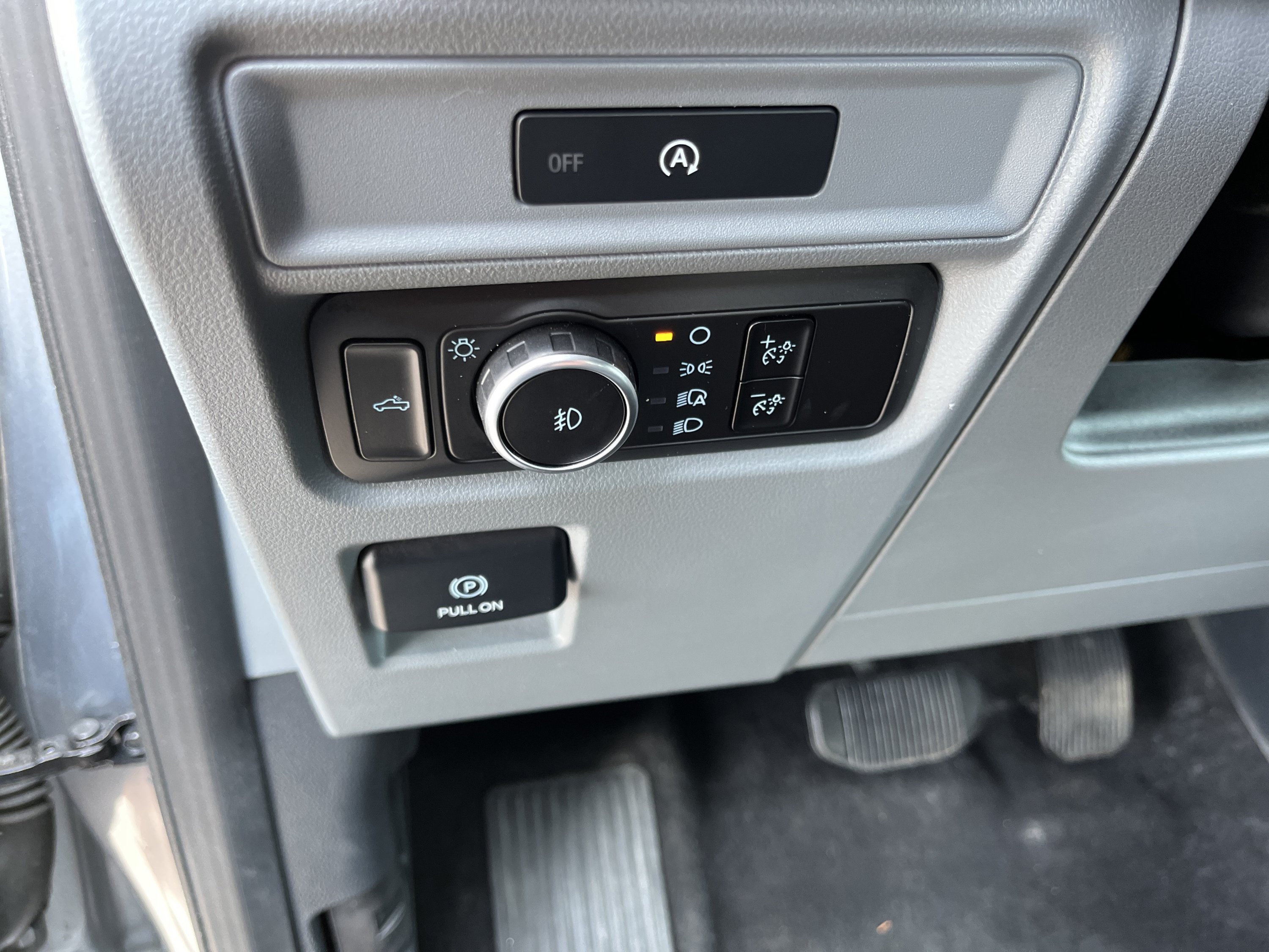 Used 2025 Ford F150 XLT w/ Equipment Group 301A Standard AWD/4WD image 16