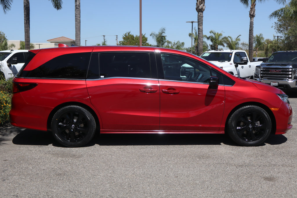 Used 2023 Honda Odyssey Sport image 10