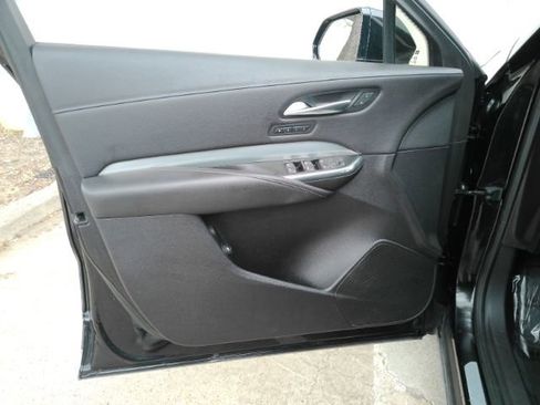 Used 2019 Cadillac XT4 Premium Luxury image 13