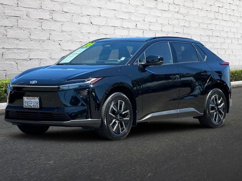 Used 2026 Toyota bZ FWD image 8