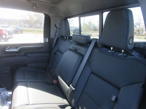 New 2026 GMC Sierra 3500 SLT w/ SLT Premium Package image 15