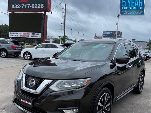 Used 2017 Nissan Rogue SL w/ SL Premium Package FWD image 1