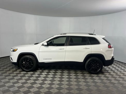 Used 2020 Jeep Cherokee Latitude Plus w/ Comfort/Convenience Group image 8