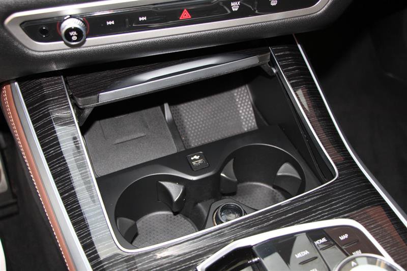 Used 2024 BMW X5 M60i AWD/4WD image 34