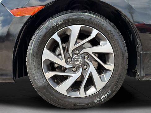 Used 2018 Honda Civic EX image 26