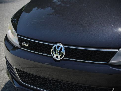 Used 2012 Volkswagen Jetta GLI Autobahn FWD image 16