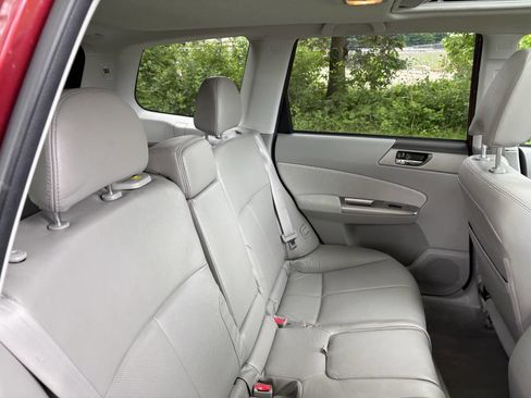 Used 2010 Subaru Forester 2.5X Limited AWD/4WD image 29