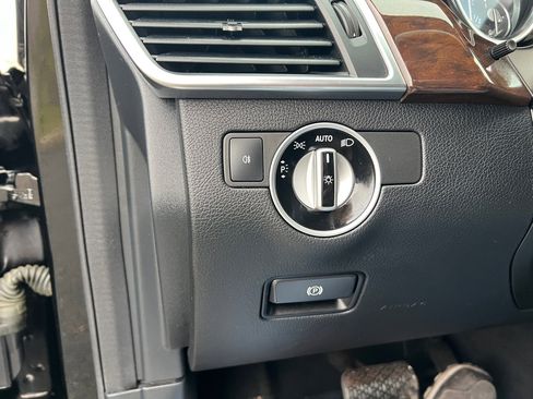 Used 2013 Mercedes-Benz ML 350 BlueTEC 4MATIC image 29