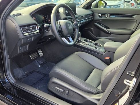 Certified 2025 Honda Civic Sport Touring image 14
