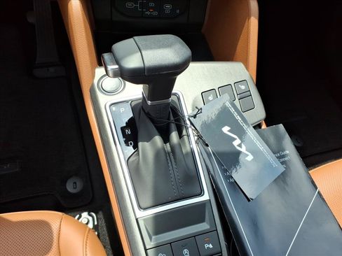 New 2026 Kia Sportage X-Line w/ X-Line Technology Package AWD/4WD image 24
