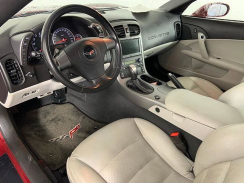 Used 2006 Chevrolet Corvette Coupe w/ Preferred Equipment Group RWD image 14