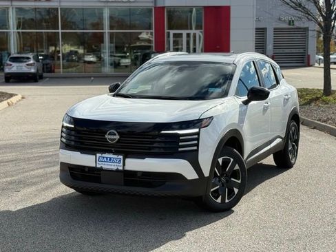 New 2026 Nissan Kicks SV w/ SV Premium Package image 9