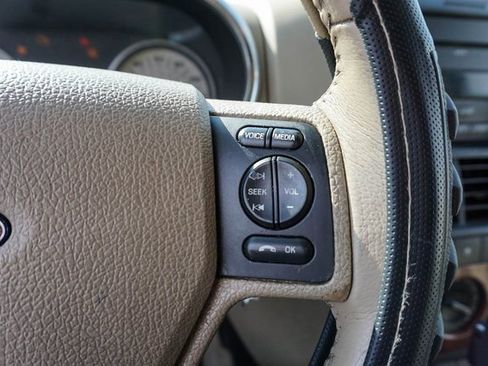 Used 2010 Ford Explorer Eddie Bauer image 13