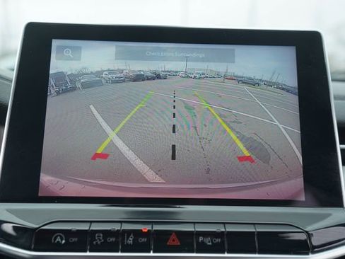 Used 2024 Jeep Compass Limited image 28