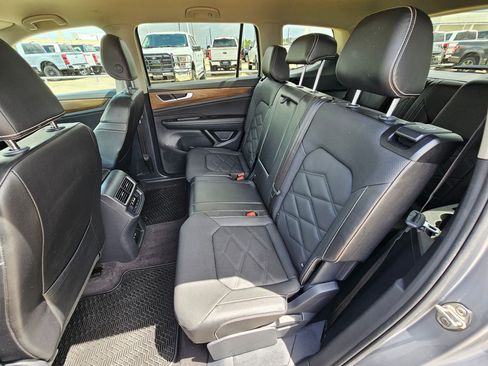 Used 2024 Volkswagen Atlas SE FWD image 27