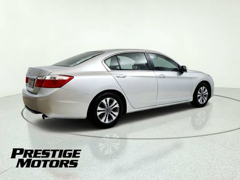 Used 2013 Honda Accord LX image 8