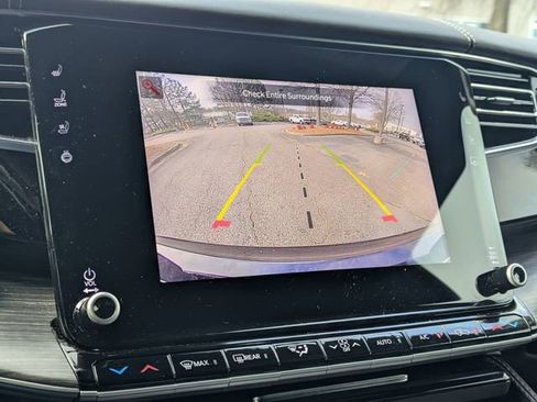 Used 2023 Jeep Wagoneer Series III w/ Preferred Equipment Group image 21