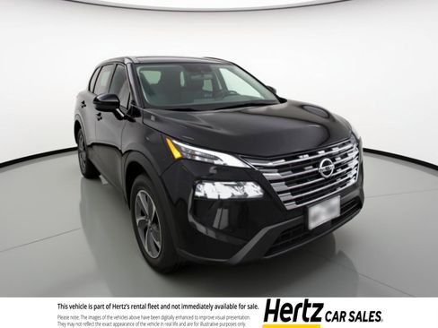 Used 2025 Nissan Rogue SV image 1