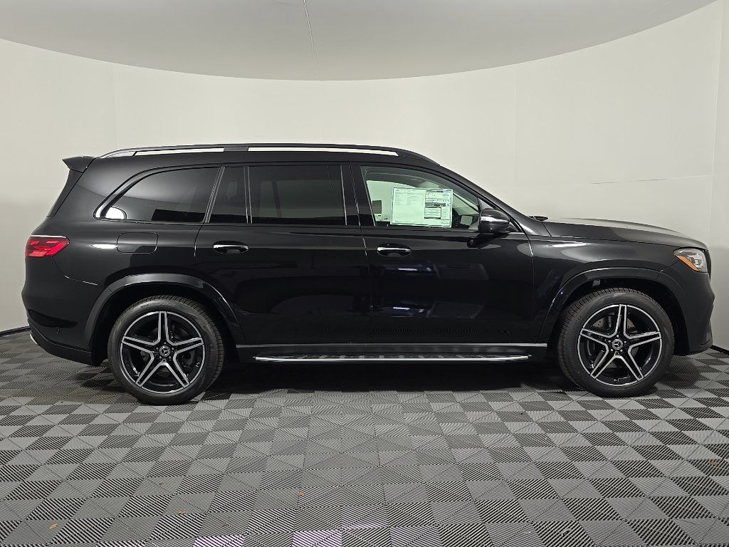 Used 2026 Mercedes-Benz GLS 450 4MATIC image 8