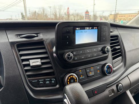 Used 2021 Ford Transit 350 XLT image 18