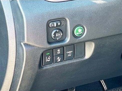 Used 2024 Honda Ridgeline Sport image 10