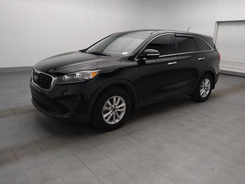 Used 2019 Kia Sorento L FWD image 2