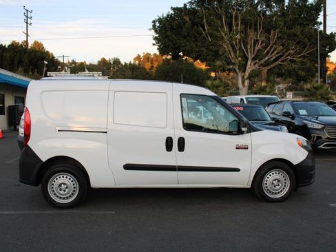 Used 2019 RAM ProMaster City Tradesman image 7