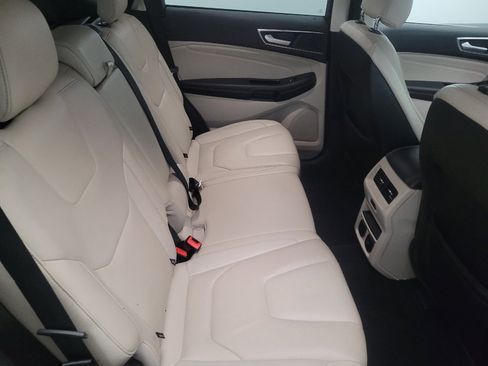 Used 2016 Ford Edge Titanium w/ Equipment Group 301A image 19