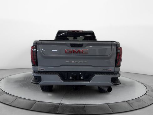 Used 2024 GMC Sierra 2500 AT4 AWD/4WD image 6