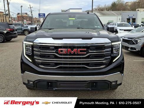 Certified 2025 GMC Sierra 1500 SLT image 3