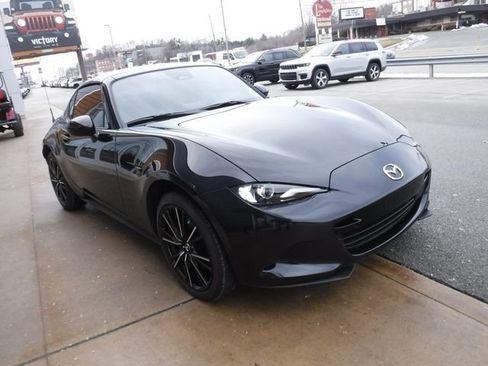 Used 2025 MAZDA MX-5 Miata RF Grand Touring w/ Weather Package image 12