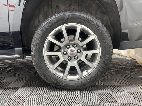 Used 2020 GMC Yukon XL Denali image 30