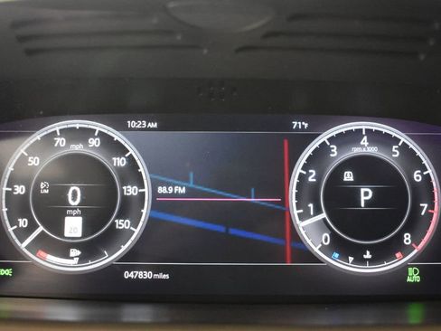 Used 2020 Land Rover Discovery HSE image 19