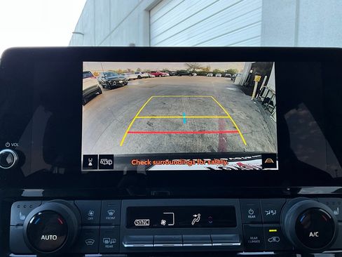 Used 2025 Toyota Grand Highlander FWD image 33