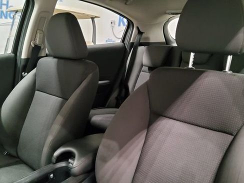 Certified 2021 Honda HR-V LX image 14