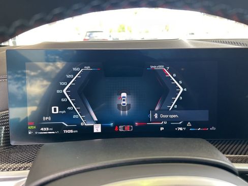 Used 2024 BMW X6 M60i w/ Climate Comfort Package image 55