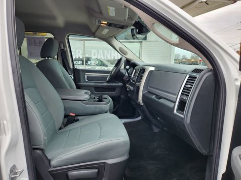 Used 2016 RAM 2500 SLT image 10