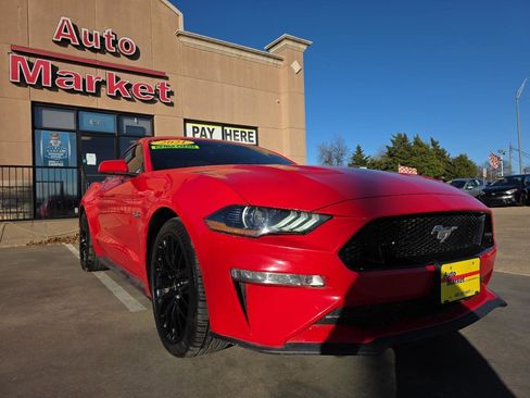 Used 2021 Ford Mustang GT image 5