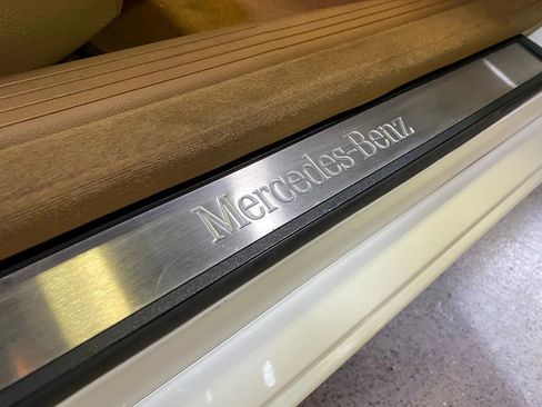 Used 2008 Mercedes-Benz E 350 Sedan image 27