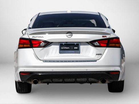 Used 2023 Nissan Altima 2.5 SR AWD/4WD image 7