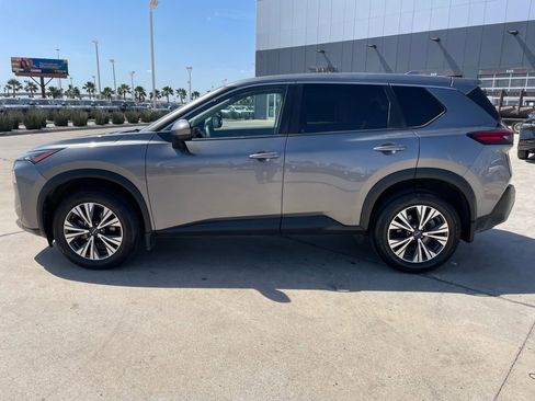 Certified 2023 Nissan Rogue SV image 2